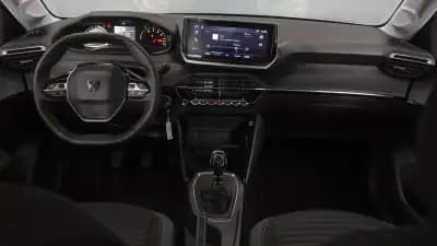 Sell Peugeot 208 2024 - 16450 EUR, 17000 km - AUTO.MOTO.pt