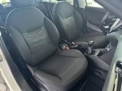 Sell Peugeot 208 2018 - 11990 EUR, 141744 km - AUTO.MOTO.pt