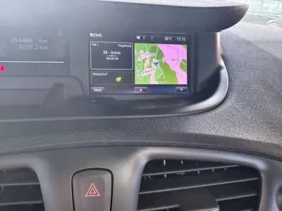 Vendo Renault Grand Scénic 2014 - 8450 EUR, 254000 km - AUTO.MOTO.pt