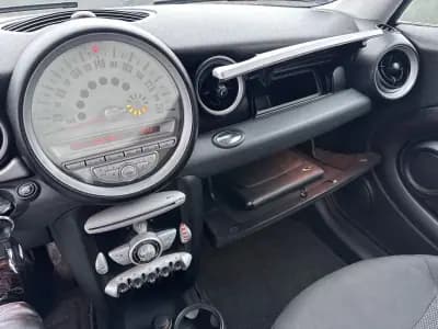 Vendo MINI 2009 - 6900 EUR, 190000 km - AUTO.MOTO.pt