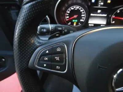 Vendo Mercedes-Benz C 180 2017 - 24900 EUR, 141265 km - AUTO.MOTO.pt