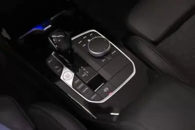 Vendo BMW 118 2021 - 23950 EUR, 152745 km - AUTO.MOTO.pt