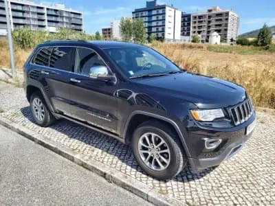 Sell Jeep Grand Cherokee 2016 - 34950 EUR, 135350 km - AUTO.MOTO.pt