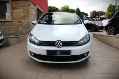 Vendo Volkswagen Golf Cabriolet 2013 - 12450 EUR, 104500 km - AUTO.MOTO.pt