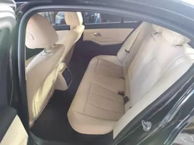 Vendo BMW 318 2021 - 31990 EUR, 85331 km - AUTO.MOTO.pt