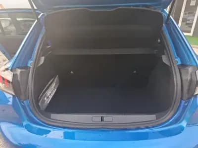 Sell Peugeot 208 2023 - 19990 EUR, 17000 km - AUTO.MOTO.pt