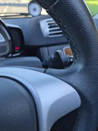 Vendo Smart Fortwo Cabrio 2014 - 7990 EUR, 80000 km - AUTO.MOTO.pt