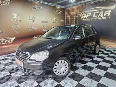 Vendo Volkswagen Polo 2008 - 5900 EUR, 155000 km - AUTO.MOTO.pt