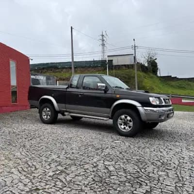 Vendo Nissan Navara 1999 - 11900 EUR, 154000 km - AUTO.MOTO.pt