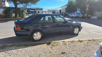 Sell Mercedes-Benz C 180 1997 - 5500 EUR, 171614 km - AUTO.MOTO.pt