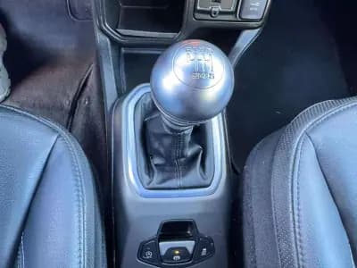 Sell Jeep Renegade 2020 - 17000 EUR, 120000 km - AUTO.MOTO.pt