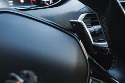 Vendo Peugeot 5008 2021 - 24000 EUR, 115000 km - AUTO.MOTO.pt