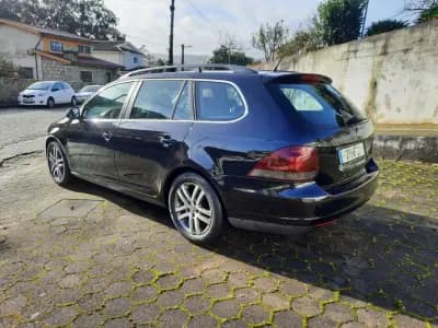 Vendo Volkswagen Golf 2009 - 7950 EUR, 270581 km - AUTO.MOTO.pt