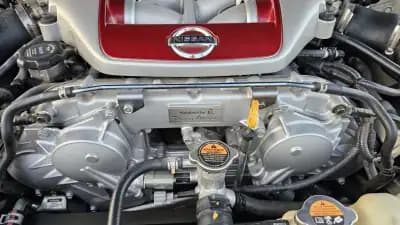 Sell Nissan GT-R 2017 - 149900 EUR, 50238 km - AUTO.MOTO.pt