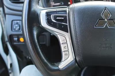 Sell Mitsubishi L200 2022 - 33990 EUR, 13000 km - AUTO.MOTO.pt