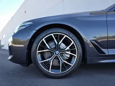 Vendo BMW 520 2021 - 35500 EUR, 95000 km - AUTO.MOTO.pt