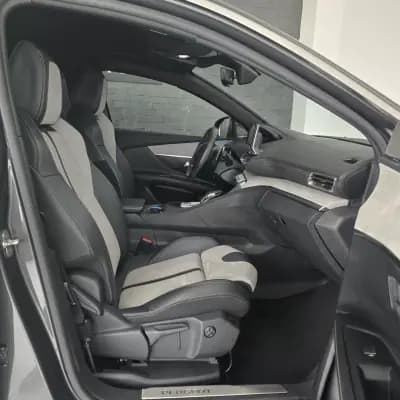 Sell Peugeot 3008 2021 - 23890 EUR, 56218 km - AUTO.MOTO.pt