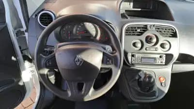 Vendo Renault Kangoo 2019 - 18900 EUR, 190869 km - AUTO.MOTO.pt