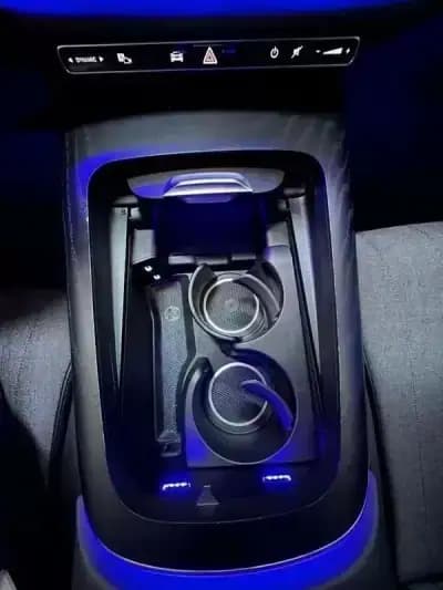 Vendo Mercedes-Benz E 220 2024 - 55980 EUR, 29555 km - AUTO.MOTO.pt