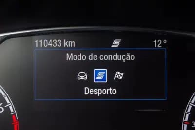 Vendo Ford Fiesta 2019 - 19900 EUR, 110400 km - AUTO.MOTO.pt