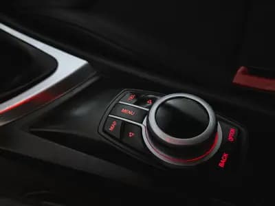 Vendo BMW 118 2010 - 13990 EUR, 188534 km - AUTO.MOTO.pt