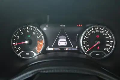 Sell Jeep Renegade 2018 - 15990 EUR, 116000 km - AUTO.MOTO.pt