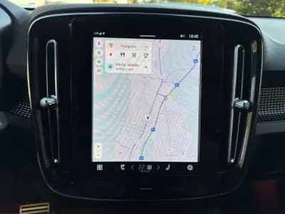 Vendo Volvo XC 40 2021 - 29500 EUR, 116000 km - AUTO.MOTO.pt