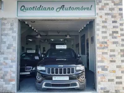 Sell Jeep Grand Cherokee 2016 - 34950 EUR, 135350 km - AUTO.MOTO.pt