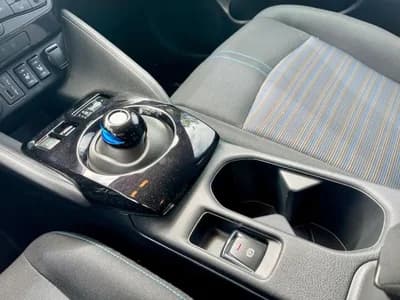 Sell Nissan Leaf 2022 - 24280 EUR, 11090 km - AUTO.MOTO.pt