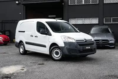 Sell Citroën Berlingo 1.6 BlueHDi Feel 2018 - 13400 EUR, 210000 km - AUTO.MOTO.pt