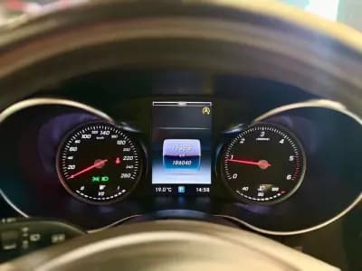 Sell Mercedes-Benz C 200 2015 - 17490 EUR, 183000 km - AUTO.MOTO.pt