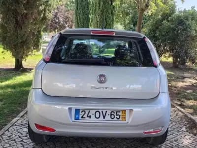 Sell Fiat Punto 2014 - 6990 EUR, 73125 km - AUTO.MOTO.pt