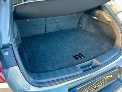 Vendo Lexus UX 250h 2021 - 31990 EUR, 54656 km - AUTO.MOTO.pt