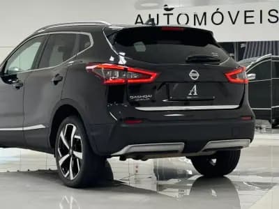 Sell Nissan Qashqai 2017 - 16890 EUR, 117000 km - AUTO.MOTO.pt