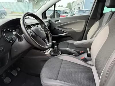 Sell Opel Crossland X 2018 - 12950 EUR, 89244 km - AUTO.MOTO.pt