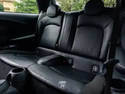 Sell MINI 2019 - 17990 EUR, 53900 km - AUTO.MOTO.pt