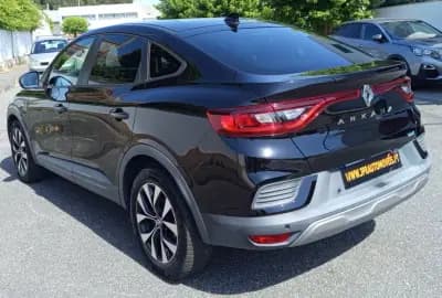 Vendo Renault Arkana 2022 - 21990 EUR, 99740 km - AUTO.MOTO.pt
