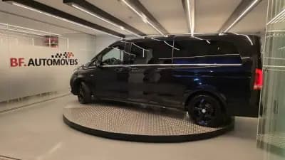 Vendo Mercedes-Benz V 220 2016 - 29900 EUR, 321809 km - AUTO.MOTO.pt