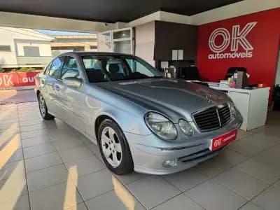 Vendo Mercedes-Benz E 220 2003 - 5500 EUR, 500000 km - AUTO.MOTO.pt