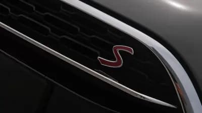 Vendo MINI Clubman 2018 - 24999 EUR, 131000 km - AUTO.MOTO.pt