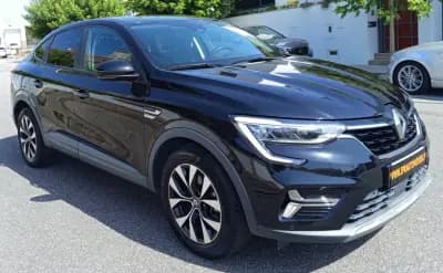 Vendo Renault Arkana 2022 - 21990 EUR, 99740 km - AUTO.MOTO.pt