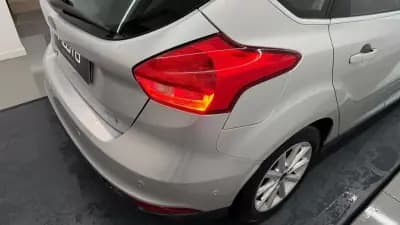 Sell Ford Focus 2018 - 9990 EUR, 168157 km - AUTO.MOTO.pt