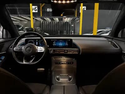 Vendo Mercedes-Benz EQC 2023 - 44990 EUR, 60200 km - AUTO.MOTO.pt