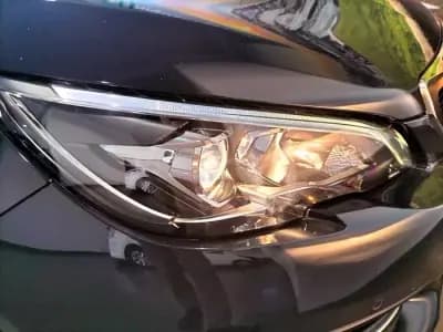 Vendo Peugeot 308 SW 2020 - 10990 EUR, 139592 km - AUTO.MOTO.pt