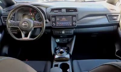 Vendo Nissan Leaf 2019 - 13990 EUR, 76769 km - AUTO.MOTO.pt