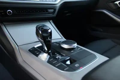 Sell BMW 330e 2021 - 26400 EUR, 93627 km - AUTO.MOTO.pt