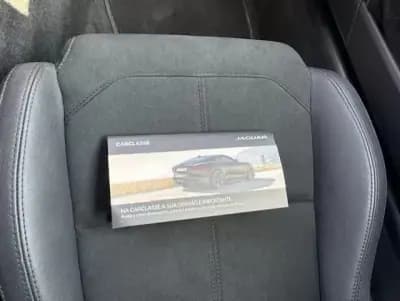 Vendo Jaguar F-Type 2023 - 70000 EUR, 21800 km - AUTO.MOTO.pt