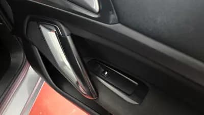 Sell Peugeot 308 SW 2018 - 12650 EUR, 133760 km - AUTO.MOTO.pt