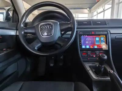 Vendo Audi A4 Avant 2006 - 7350 EUR, 292800 km - AUTO.MOTO.pt