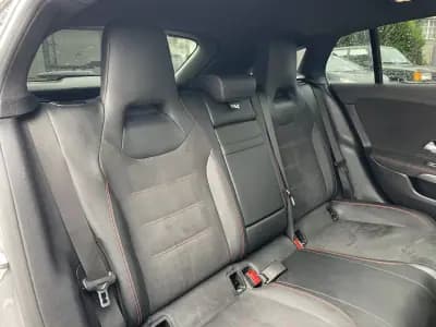 Sell Mercedes-Benz CLA 180 2020 - 25400 EUR, 176284 km - AUTO.MOTO.pt